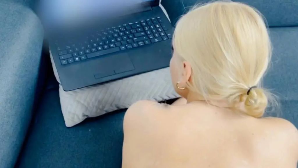 Lia Engel - OMG!!! I GOT FUCKED WHILE WATCHING PORN!!!